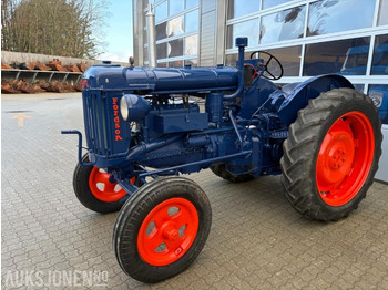 Tracteur agricole Ford Fordson-Stegamajor E27N: photos 2 Tracteur agricole Ford Fordson-Stegamajor E27N: photos 2