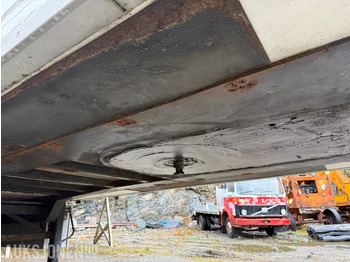 Bussbygg Frysesemi m/ Thermo King kjøleaggregat og Zepro bakløfter — crédit-bail Bussbygg Frysesemi m/ Thermo King kjøleaggregat og Zepro bakløfter: photos 4