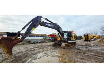 Pelle sur chenille VOLVO EC300EL