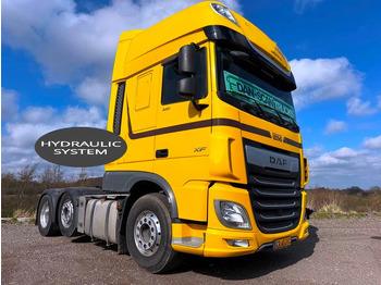 Tracteur routier DAF XF 530