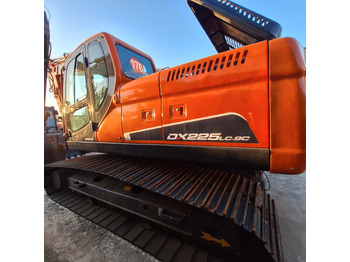 Pelle sur chenille DOOSAN DX225LC-9C