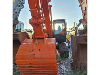 Second hand Hitachi ZX210 excavator — crédit-bail Second hand Hitachi ZX210 excavator: photos 4
