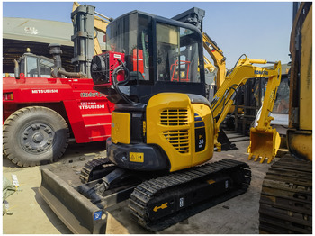 Pelle sur chenille KOMATSU PC70-8