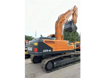 Pelle sur chenille HYUNDAI