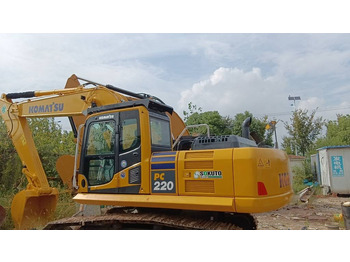 Pelle sur chenille KOMATSU PC220-7