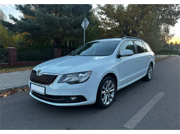 Voiture break ŠKODA