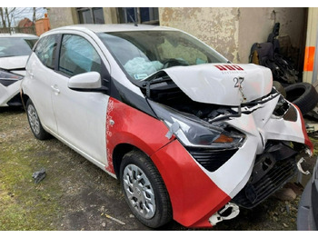 Voiture TOYOTA