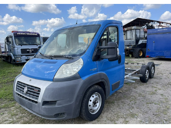 Véhicule utilitaire Fiat Ducato Ducato 3.0-160KM Rama pod zabudowę 2011,2010: photos 2