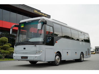 Bus interurbain
