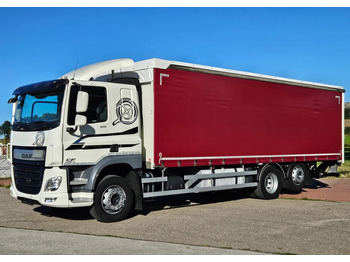 Camion à rideaux coulissants DAF CF 370