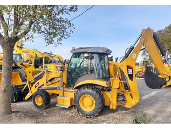 Tractopelle CATERPILLAR 420F