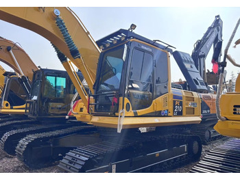 Pelle sur chenille KOMATSU PC210LC-8