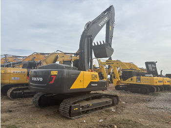 Volvo EC 240 — crédit-bail Volvo EC 240: photos 2