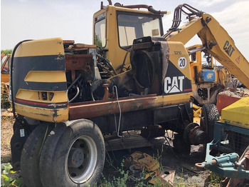 Pelle sur pneus CAT M 312 FOR PARTS: photos 5