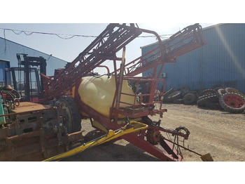 Pulvérisateur traîné Hardi Commander 2200: photos 3 Pulvérisateur traîné Hardi Commander 2200: photos 3