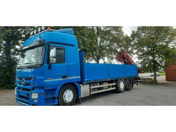 Camion plateau MERCEDES-BENZ