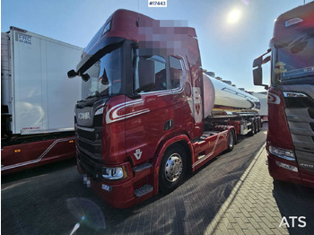 Tracteur routier SCANIA R 530 V8