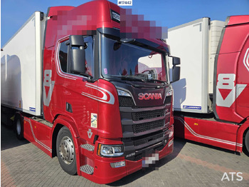 Tracteur routier SCANIA R 530 V8