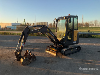Mini pelle VOLVO EC20D