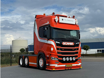 Tracteur routier SCANIA R 500