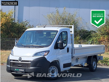 Utilitaire plateau OPEL