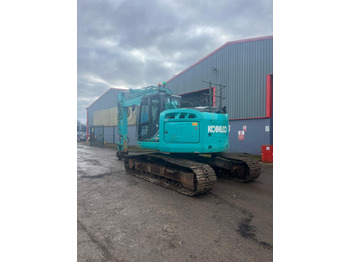 Pelle sur chenille Kobelco SK230SRLC-5E: photos 3