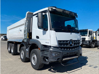 Camion benne MERCEDES-BENZ Arocs