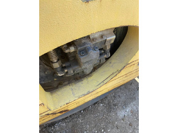 Compacteur à pieds de mouton/ Monocylindre Bomag 226-4: photos 3