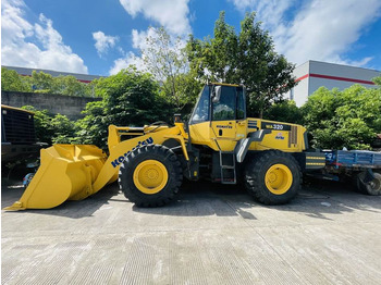 Chargeuse sur pneus KOMATSU WA320-8