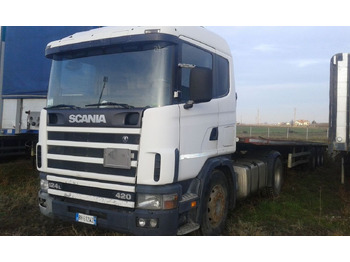 Tracteur routier SCANIA 124