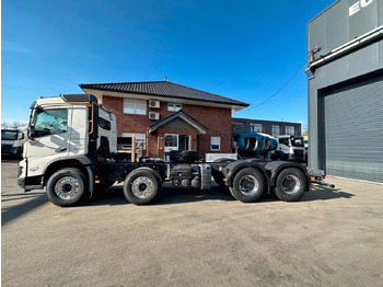 Volvo FMX 500 8x4 — crédit-bail Volvo FMX 500 8x4: photos 2