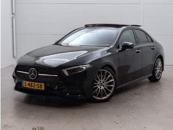 Berline MERCEDES-BENZ
