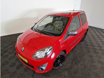 Voiture RENAULT