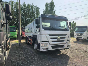 Camion citerne SINOTRUK HOWO