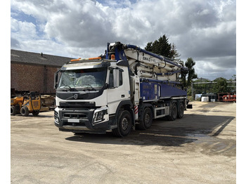 Pompe à béton stationnaire VOLVO FMX