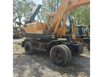 Pelle sur pneus Hyundai R150W-7: photos 3