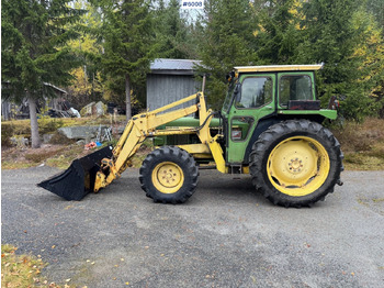 Tracteur agricole JOHN DEERE 2030