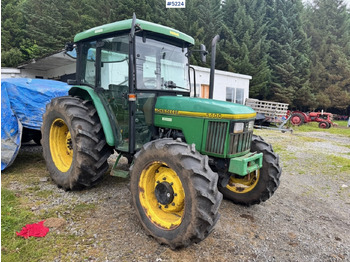 Tracteur agricole JOHN DEERE