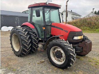Tracteur agricole CASE IH
