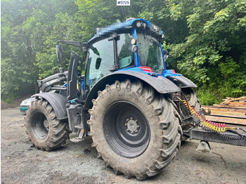 Tracteur agricole 2022 Valtra N175 4x4 w/ Front loader, Hydraulics, Bucket and Pallet forks. Overhauled.: photos 3