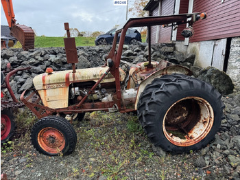 Tracteur agricole DAVID BROWN