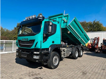 Camion benne IVECO Stralis