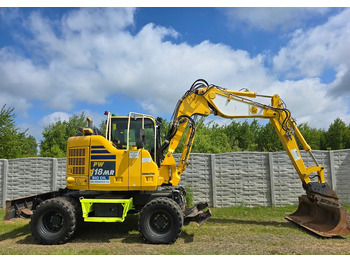 Pelle sur pneus KOMATSU