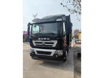 Camion fourgon SINOTRUK HOWO