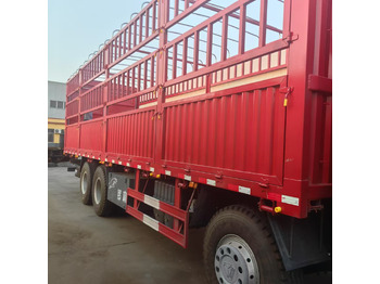 Camion fourgon HOWO: photos 3 Camion fourgon HOWO: photos 3