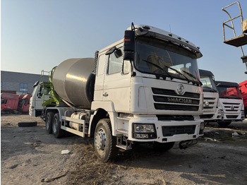 Camion malaxeur SHACMAN