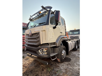 Tracteur routier neuf HOWO: photos 2
