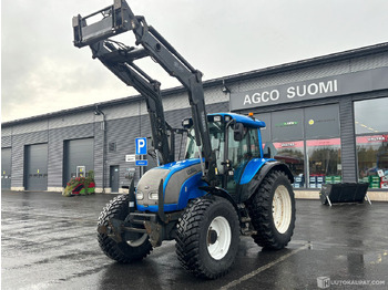 Tracteur agricole VALTRA