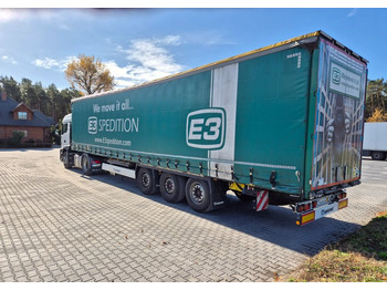 Semi-remorque rideaux coulissants KRONE