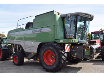 Moissonneuse-batteuse FENDT C series